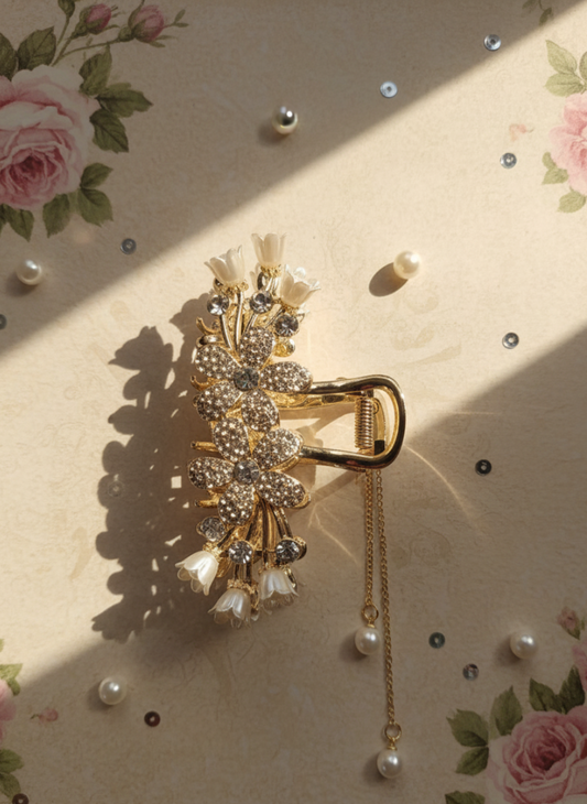 Pearl & Crystal Floral Dangle Claw Clature