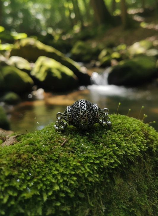 The Queen's Oxidized Lantern Ring